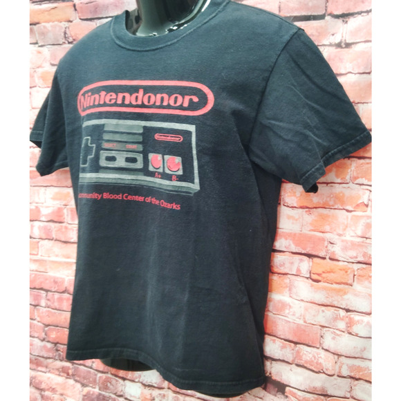 Nintendo Shirt Men's Black NES Controller Retro Video Games Outdoor Pullover Tee - Picture 5 of 5